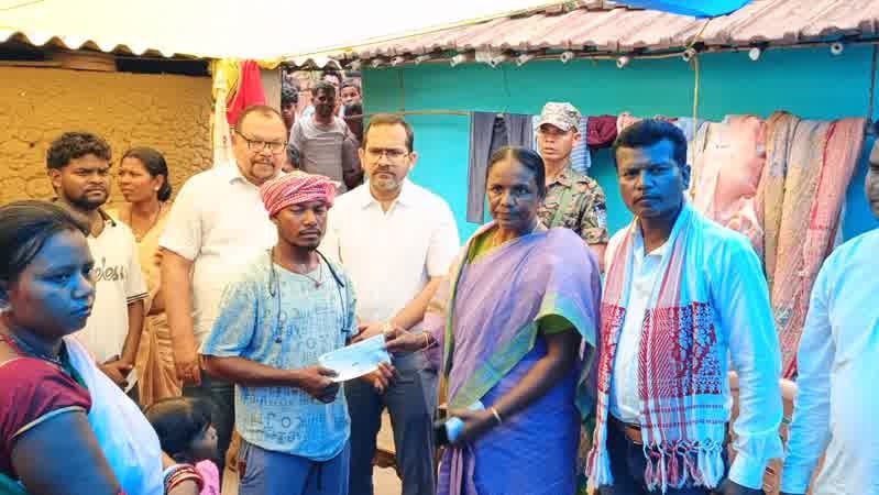 राजनगर स्वास्थ्य केंद्र मामले में सख्त हुए उपायुक्त, लापरवाह कर्मियों पर होगी कार्रवाई