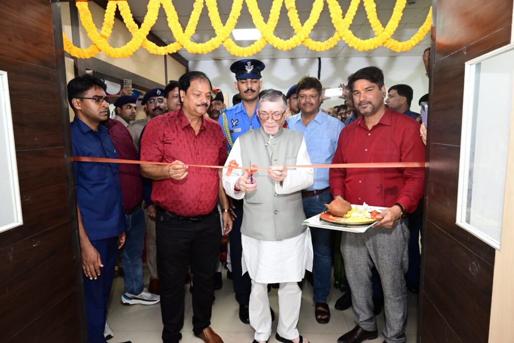 आदित्यपुर में स्वास्थ्य सेवा को बड़ी सौगात: राज्यपाल संतोष कुमार गंगवार ने नेताजी सुभाष मेडिकल कॉलेज में अत्याधुनिक कैथ लैब का किया उद्घाटन